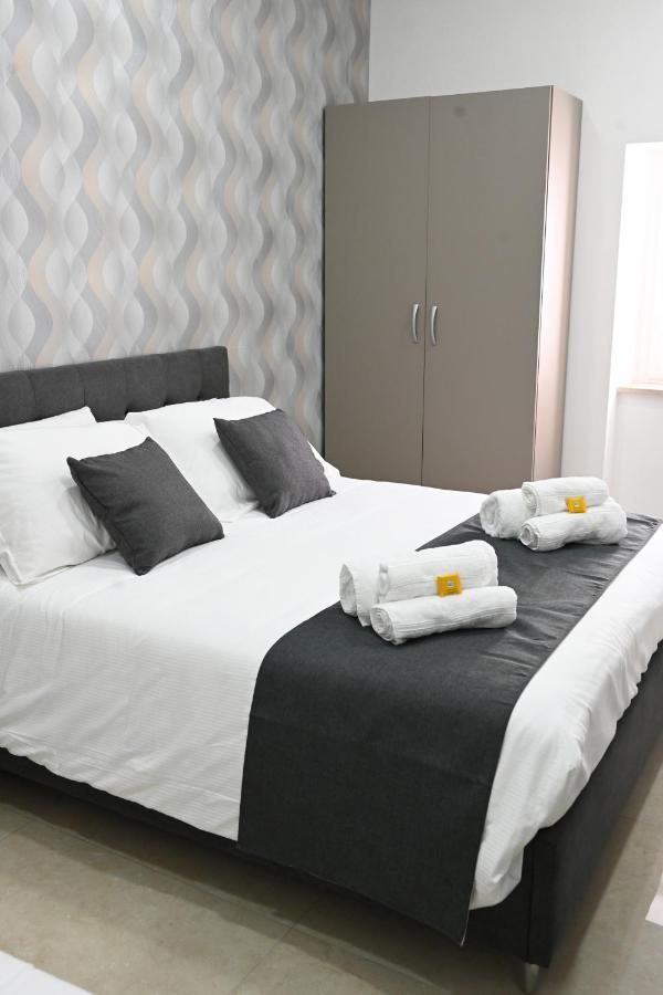 Solymar B&B Naples Luaran gambar
